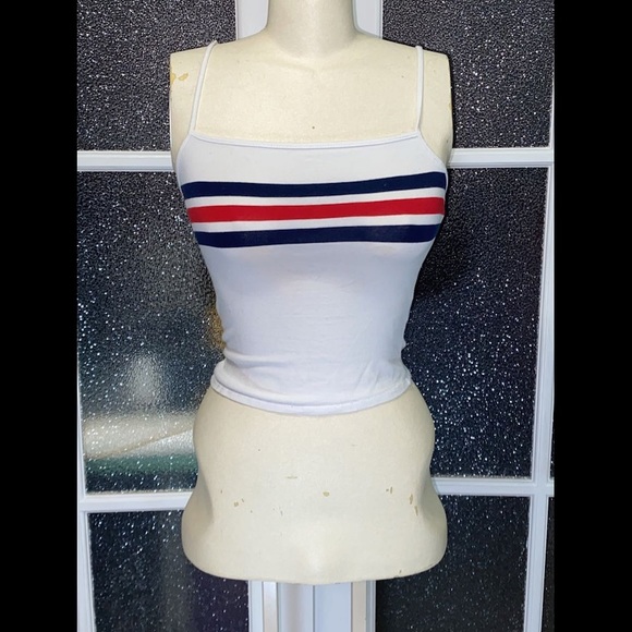 Crop top - Picture 1 of 2